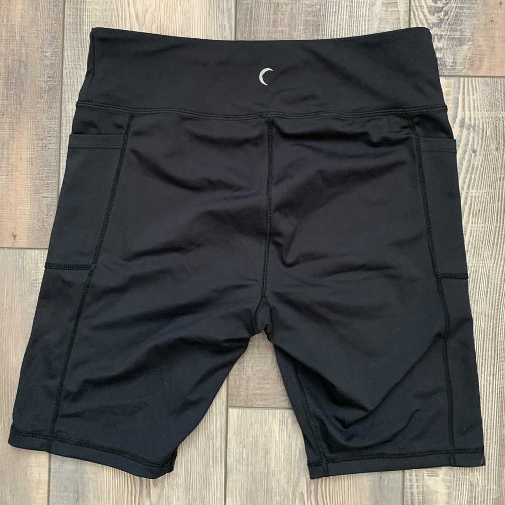 ZYIA Black Light n Tight Biker Short Size L